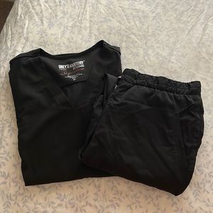 Black Greys Anatomy Scrubs Set